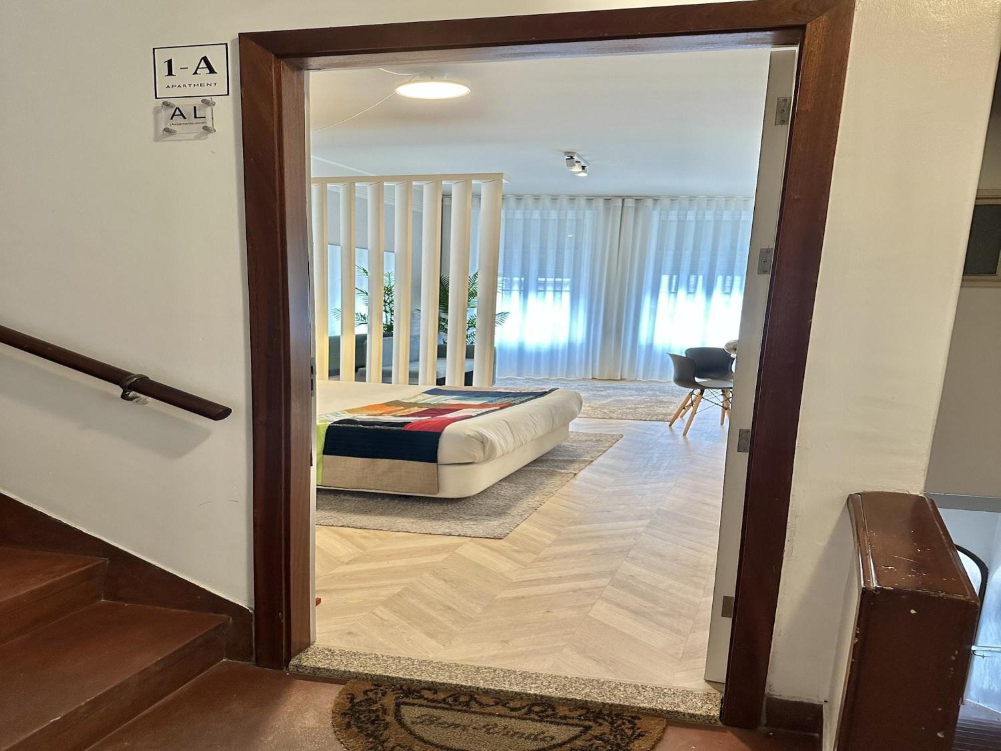 Apartamento Centrally Located In *