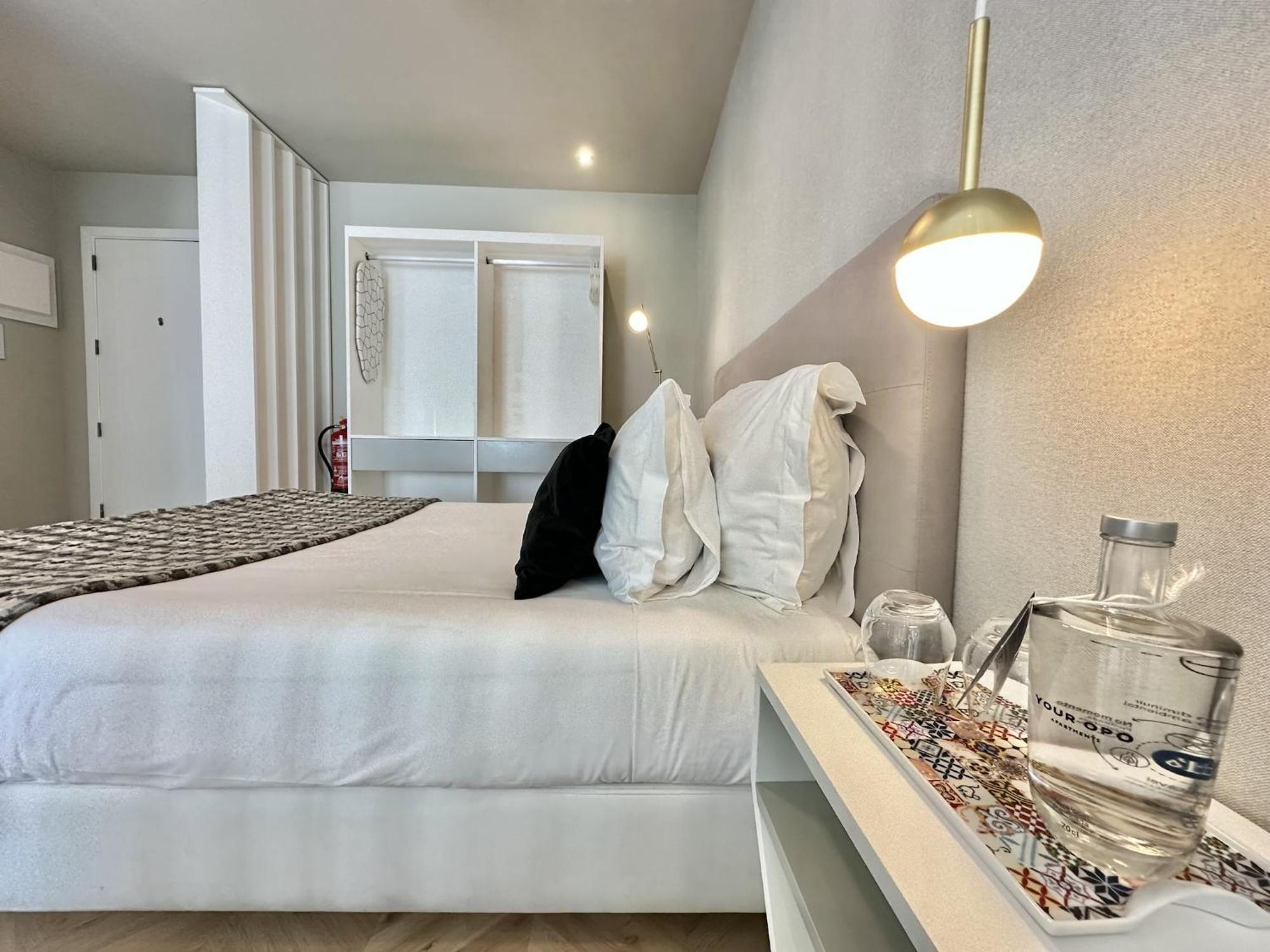 Centrally Located In Apartamento Oporto